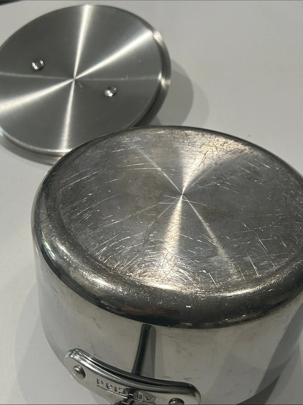 All Clad 1 1/2 qt. Stainless Steel Saucepan w/Lid - Silver Excellent Condition